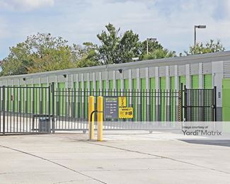 Photo 3 of Extra Space Storage - 3118 US Highway 19, Holiday, FL