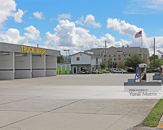 Photo 5 of Extra Space Storage - 3118 US Highway 19, Holiday, FL