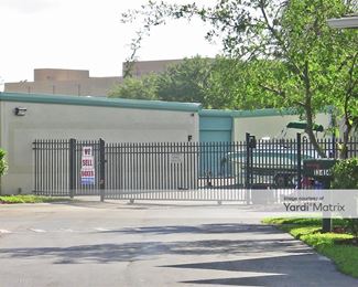 Photo 3 of Storage Rentals of America - 13414 Lincoln Road, Riverview, FL