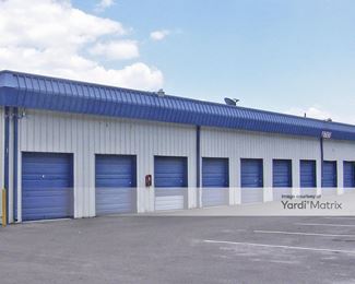 Photo 3 of Gator State Storage - 6717 Benjamin Road, Tampa, FL