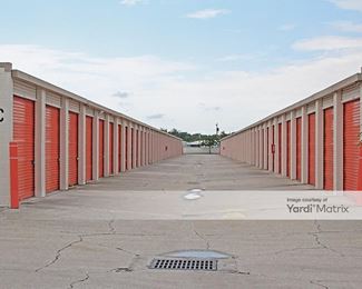 Photo 5 of Public Storage - 14770 66th Street North, Clearwater, FL