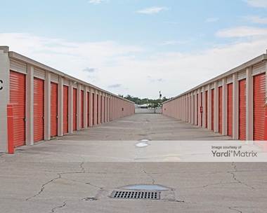 Storage Units for Rent available at 14770 66th Street North, Clearwater, FL 33764