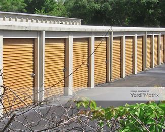 Photo 4 of iStorage - 203 Providence Road, Brandon, FL