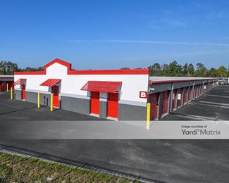 Photo 3 of iStorage - 4867 Commercial Way, Spring Hill, FL