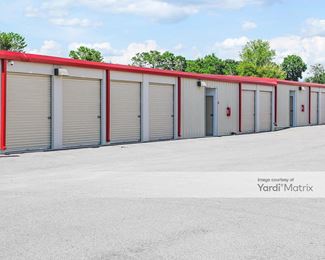 Photo 3 of iStorage - 12832 US 301, Riverview, FL
