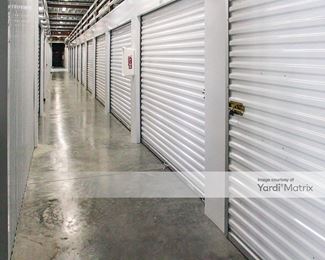 Photo 5 of Extra Space Storage - 9343 East Fowler Avenue, Thonotosassa, FL