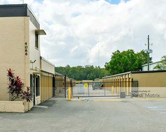 Photo 2 of Storage Rentals of America - 4066 Silver Star Road, Orlando, FL