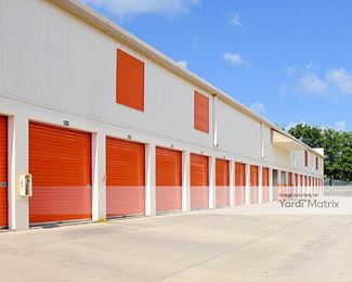 Photo 2 of Public Storage - 455 South Hunt Club Blvd, Apopka, FL