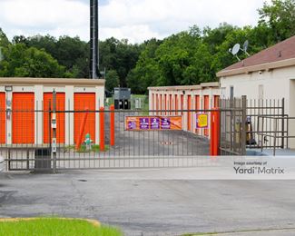 Photo 2 of Public Storage - 1131 State Road 436, Casselberry, FL