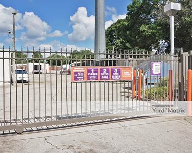 Storage Units for Rent available at 5602 Raleigh Street, Orlando, FL 32811