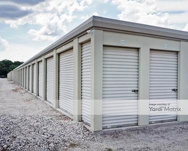 Storage Units for Rent available at 199 Villa City Road, Groveland, FL 34736