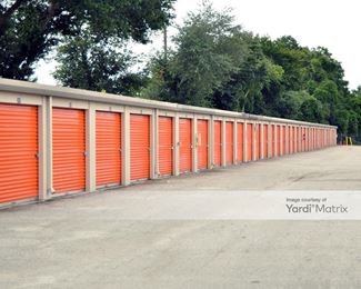 Photo 4 of Public Storage - 250 North Goldenrod Road, Orlando, FL