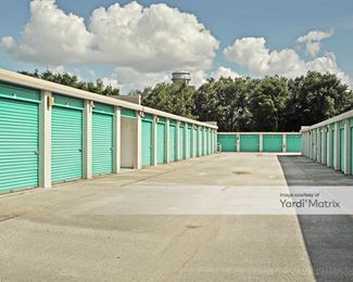 Photo 3 of Public Storage - 1931 West State Road 426, Oviedo, FL