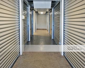 Photo 4 of Extra Space Storage - 475 Celebration Place, Celebration, FL