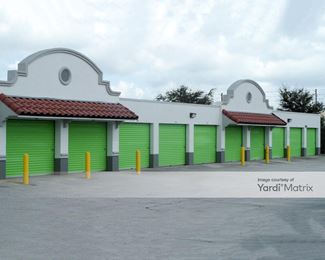 Photo 4 of Extra Space Storage - 4390 Pleasant Hill Road, Kissimmee, FL