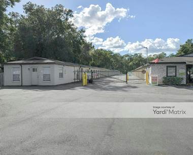 Storage Units for Rent available at 2394 US 441/27, Fruitland Park, FL 34731