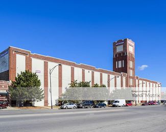 Photo 2 of Public Storage - 4520 West Cermak Road, Chicago, IL