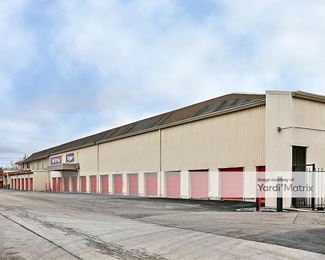 Photo 2 of Public Storage - 9700 West Irving Park Road, Schiller Park, IL