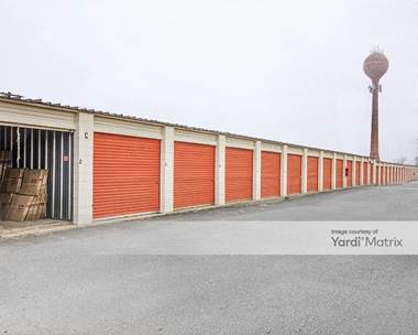 Storage Units for Rent available at 2640 West 79th Street, Chicago, IL 60652