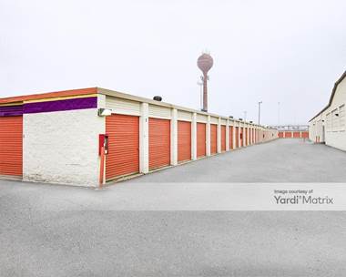 Storage Units for Rent available at 2640 West 79th Street, Chicago, IL 60652