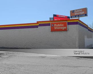 Photo 3 of Public Storage - 1916 North Elston Avenue, Chicago, IL