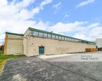 Photo 3 of Absolute Storage - 9501 West Grand Avenue, Franklin Park, IL