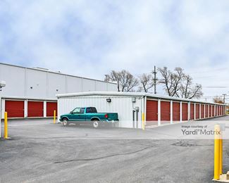 Photo 2 of StorageMart - 3100 Mannheim Road, Franklin Park, IL