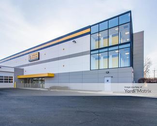 Photo 3 of Safeguard Self Storage - 4310 1st Avenue, Lyons, IL