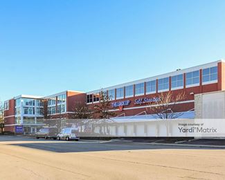 Photo 2 of Lock Up Self Storage, The - 750 Busse Hwy, Park Ridge, IL