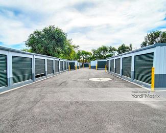Photo 4 of Extra Space Storage - 345 North Western Avenue, Chicago, IL