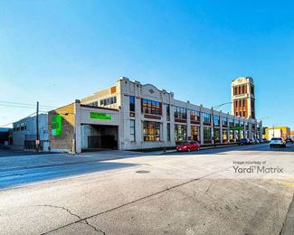 Photo 4 of Extra Space Storage - 2850 North Pulaski Road, Chicago, IL