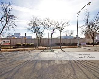 Photo 3 of American Self Storage - 5509 South Oakley Avenue, Chicago, IL