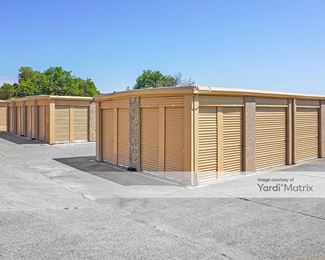 Photo 5 of RightSpace Storage - 502 West Kearney Street, Mesquite, TX