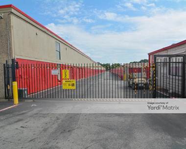 Storage Units for Rent available at 304 West Airport Fwy, Irving, TX 75062