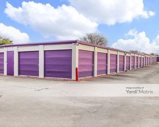 Photo 2 of Curio Storage - 601 South Interstate 35 East Service Road, Desoto, TX