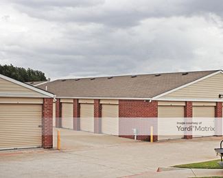 Photo 2 of U-Stor Self Storage - 4116 South Walton Walker Blvd, Dallas, TX
