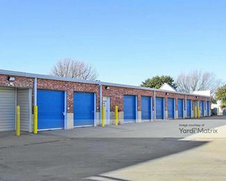 Photo 3 of Extra Space Storage - 2710 Denton Tap Road, Lewisville, TX