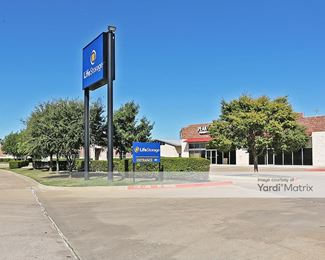Photo 5 of Extra Space Storage - 2710 Denton Tap Road, Lewisville, TX