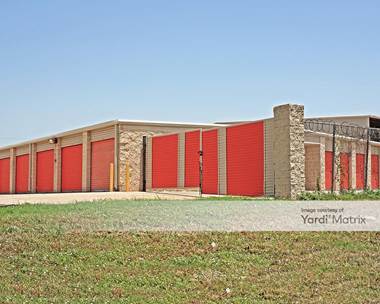 Storage Units for Rent available at 108 South BeltLine Road, Irving, TX 75060