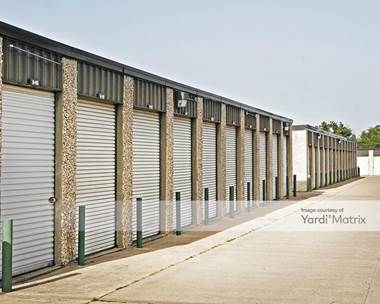 Storage Units for Rent available at 2501 North Kaufman Street, Ennis, TX 75119