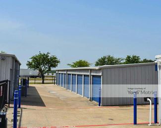 Photo 2 of Storage Place, The - 200 East Ridgeway Drive, Midlothian, TX