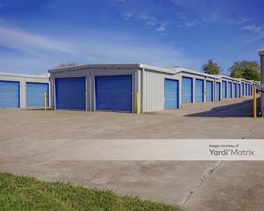 Storage Units for Rent available at 722 Valley View Avenue, Red Oak, TX 75154