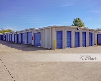Photo 3 of US Storage Centers - 722 Valley View Avenue, Red Oak, TX