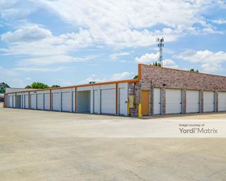 Photo 1 of CubeSmart Self Storage - 980 West FM 664, Ferris, TX