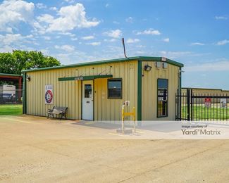 Photo 2 of CubeSmart Self Storage - 980 West FM 664, Ferris, TX