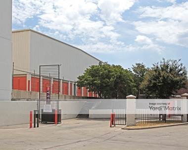 Storage Units for Rent available at 5342 East Mockingbird Lane, Dallas, TX 75206