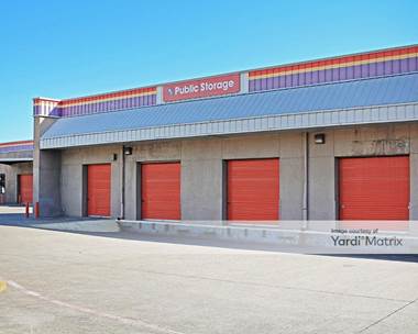 Storage Units for Rent available at 2439 Swiss Avenue, Dallas, TX 75204