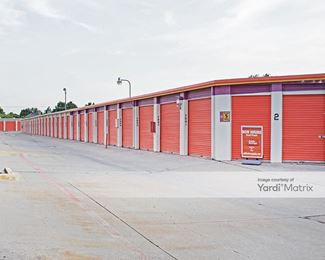 Photo 3 of Public Storage - 2550 East Trinity Mills Road, Carrollton, TX