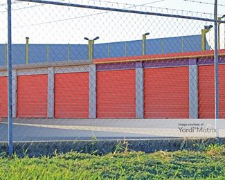 Photo 2 of Public Storage - 321 East Buckingham Road, Garland, TX