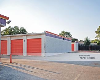 Photo 3 of Public Storage - 4333 Jackson Drive, Garland, TX